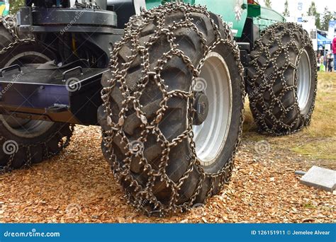 wheel skidder chain patterns